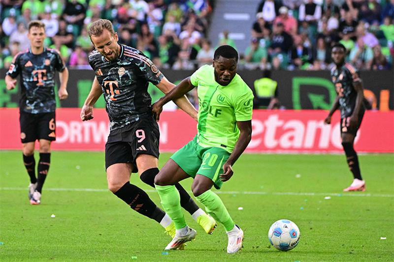 عودة البوندسليجا: بايرن ميونخ يواجه فولفسبورج وسط أجواء شتوية في الأليانز