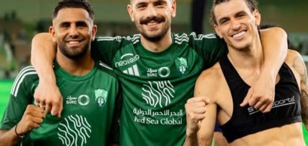 محرز خارج حسابات الأهلي أمام الرياض وديميرال يعود بقوة