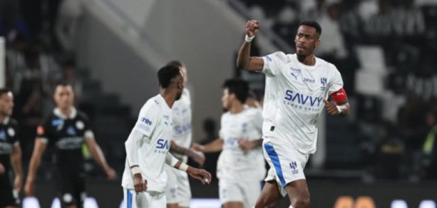 الهلال يكتسح الشباب بخماسية في ليلة الديربي