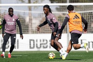 شكوك حول مشاركة كامافينجا أمام خيتافي