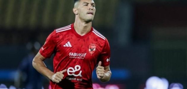 الأهلي يتفق على إعارة أشرف داري إلى كالمار السويدي