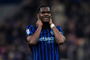 إصابة بوني تربك حسابات إنتر ميلان