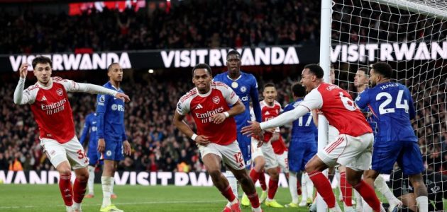 آرسنال يتمسك بالصدارة بفوز مثير على تشيلسي في البريميرليج