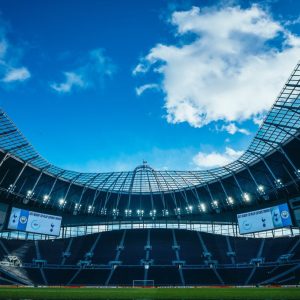 عاصفة خفية تهدد نجوم توتنهام