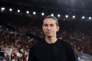 رسميًا: فلامينجو يعلن إقالة فيليبي لويس