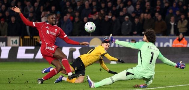 وولفرهامبتون يخطف فوزاً مثيراً من ليفربول في البريميرليج