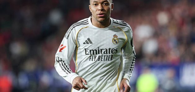 مبابي يسابق الزمن للحاق بمواجهة مانشستر سيتي